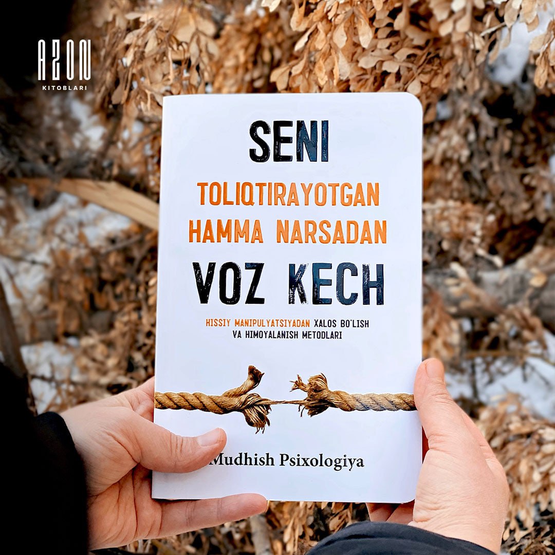 Yalangoch Latino yigitlarining fotosuratlari Katta kokrak bilan gozallik video